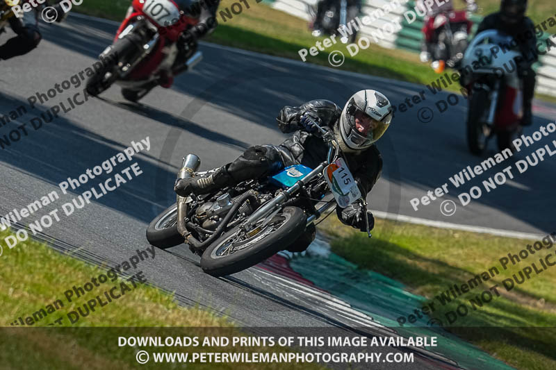 cadwell park;cadwell park photographs;cadwell trackday photographs;enduro digital images;event digital images;eventdigitalimages;peter wileman photography;racing digital images;trackday digital images;trackday photos